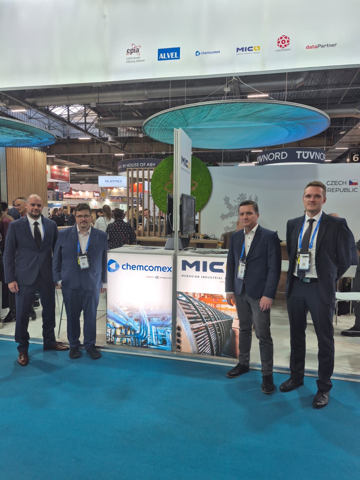 WhatsApp-Image-2025-11-11-at-17